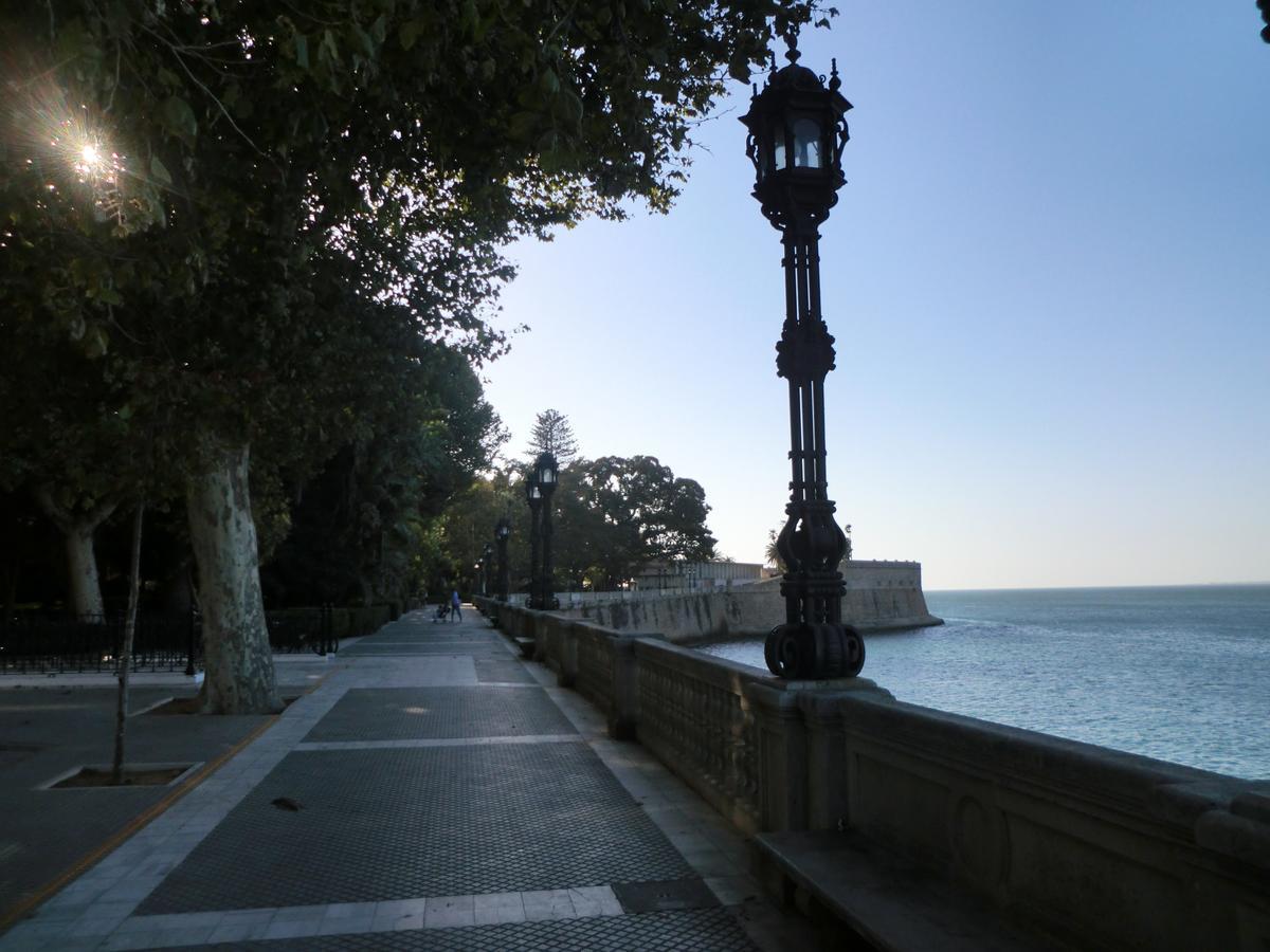 Apartamento El Mirador De Cadiz Bagian luar foto